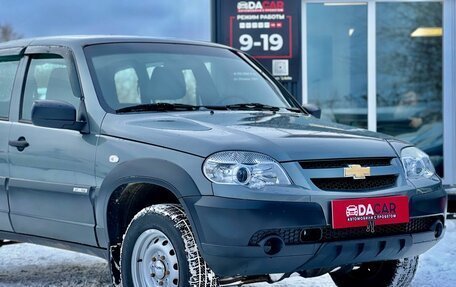 Chevrolet Niva I рестайлинг, 2018 год, 999 000 рублей, 2 фотография