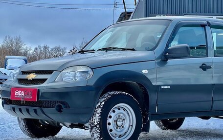 Chevrolet Niva I рестайлинг, 2018 год, 999 000 рублей, 7 фотография