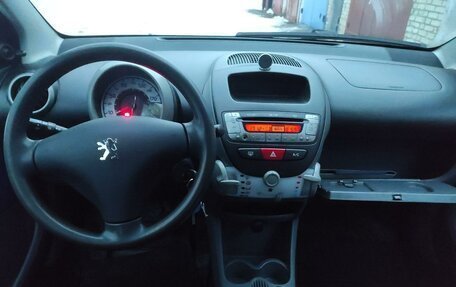 Peugeot 107 I рестайлинг, 2011 год, 570 000 рублей, 9 фотография