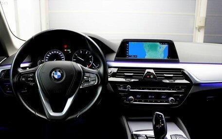 BMW 5 серия, 2018 год, 3 599 900 рублей, 10 фотография