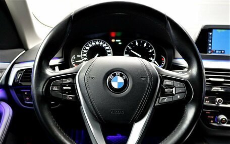 BMW 5 серия, 2018 год, 3 599 900 рублей, 12 фотография