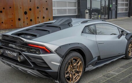Lamborghini Huracán, 2024 год, 44 500 000 рублей, 5 фотография