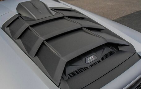 Lamborghini Huracán, 2024 год, 44 500 000 рублей, 6 фотография