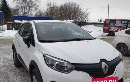 Renault Kaptur I рестайлинг, 2019 год, 1 350 000 рублей, 3 фотография