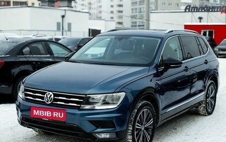 Volkswagen Tiguan II, 2017 год, 2 100 000 рублей, 2 фотография