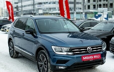 Volkswagen Tiguan II, 2017 год, 2 100 000 рублей, 4 фотография