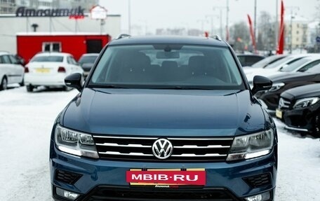 Volkswagen Tiguan II, 2017 год, 2 100 000 рублей, 3 фотография