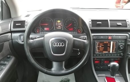 Audi A4, 2004 год, 650 000 рублей, 9 фотография