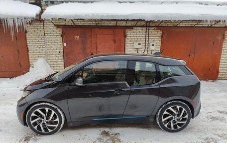 BMW i3 I01 рестайлинг, 2014 год, 1 915 000 рублей, 3 фотография