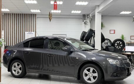 Chevrolet Cruze II, 2011 год, 789 000 рублей, 2 фотография