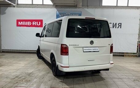 Volkswagen Caravelle T6 рестайлинг, 2017 год, 3 300 000 рублей, 7 фотография