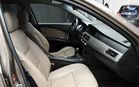 BMW 5 серия, 2006 год, 1 170 000 рублей, 14 фотография