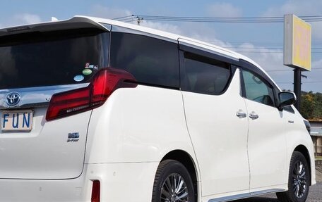 Toyota Alphard III, 2021 год, 3 570 000 рублей, 5 фотография