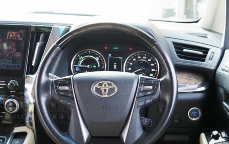 Toyota Alphard III, 2021 год, 3 570 000 рублей, 16 фотография
