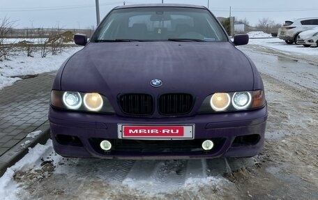 BMW 5 серия, 2002 год, 750 000 рублей, 2 фотография
