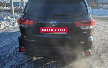 Toyota Highlander III, 2019 год, 4 730 000 рублей, 7 фотография