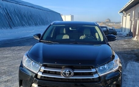 Toyota Highlander III, 2019 год, 4 730 000 рублей, 17 фотография