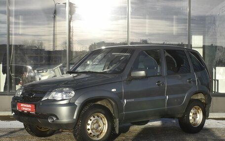 Chevrolet Niva I рестайлинг, 2017 год, 820 000 рублей, 1 фотография