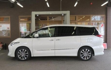 Toyota Estima III рестайлинг -2, 2019 год, 2 570 000 рублей, 4 фотография