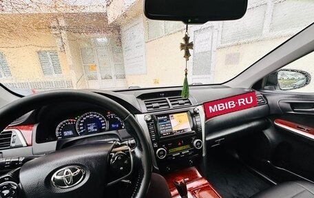 Toyota Camry, 2012 год, 1 780 000 рублей, 5 фотография