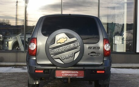 Chevrolet Niva I рестайлинг, 2017 год, 820 000 рублей, 6 фотография
