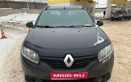 Renault Logan II, 2014 год, 795 000 рублей, 2 фотография