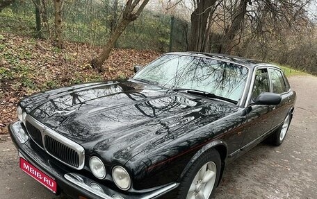 Jaguar XJ III (X350), 2000 год, 1 150 000 рублей, 1 фотография