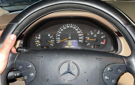 Mercedes-Benz E-Класс, 2001 год, 470 000 рублей, 12 фотография