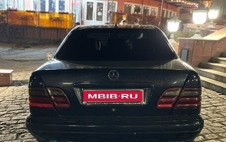 Mercedes-Benz E-Класс, 2001 год, 470 000 рублей, 5 фотография