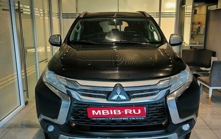 Mitsubishi Pajero Sport III рестайлинг, 2019 год, 2 399 000 рублей, 2 фотография