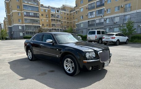 Chrysler 300C II, 2005 год, 1 150 000 рублей, 3 фотография