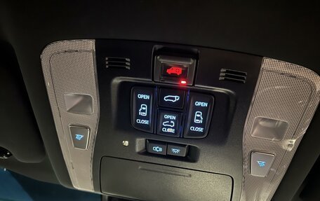 Toyota Alphard III, 2018 год, 5 300 000 рублей, 36 фотография
