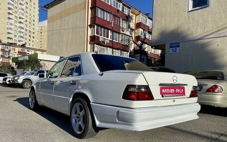 Mercedes-Benz E-Класс, 1994 год, 399 000 рублей, 10 фотография