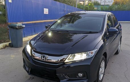 Honda Grace I, 2016 год, 1 430 000 рублей, 2 фотография