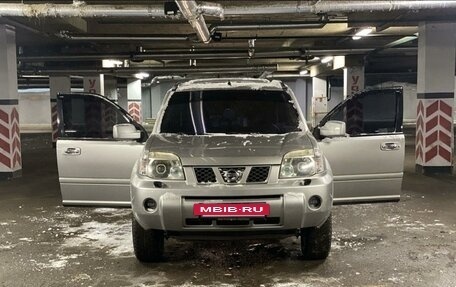 Nissan X-Trail, 2004 год, 900 000 рублей, 2 фотография