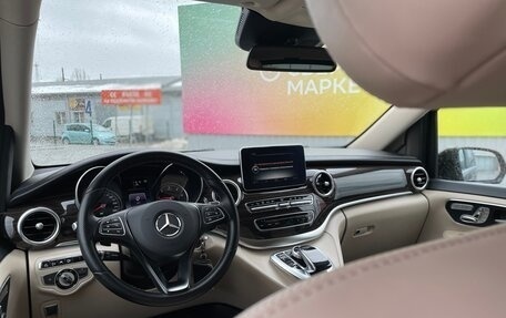 Mercedes-Benz V-Класс, 2016 год, 4 150 000 рублей, 9 фотография