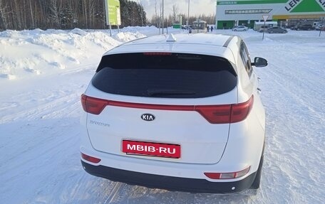 KIA Sportage IV рестайлинг, 2017 год, 2 000 000 рублей, 7 фотография