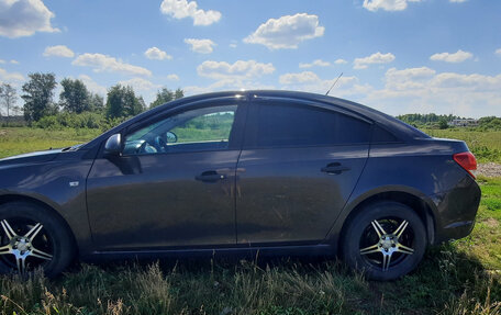 Chevrolet Cruze II, 2013 год, 680 000 рублей, 4 фотография