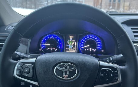 Toyota Camry, 2017 год, 1 870 000 рублей, 9 фотография