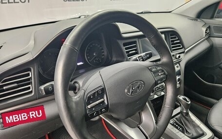 Hyundai Elantra VI рестайлинг, 2019 год, 1 750 000 рублей, 11 фотография
