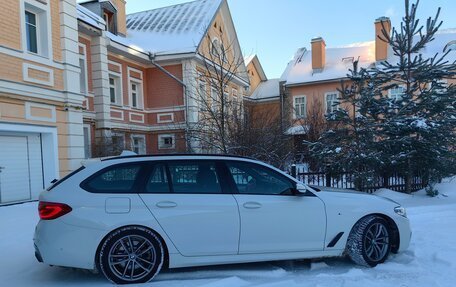 BMW 5 серия, 2019 год, 3 870 000 рублей, 4 фотография