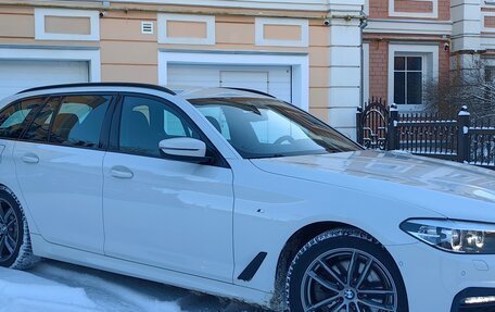 BMW 5 серия, 2019 год, 3 870 000 рублей, 3 фотография