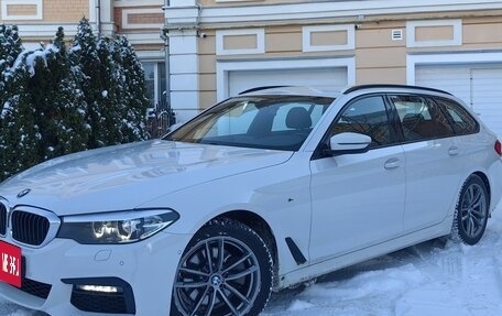 BMW 5 серия, 2019 год, 3 870 000 рублей, 2 фотография