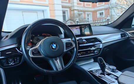 BMW 5 серия, 2019 год, 3 870 000 рублей, 13 фотография