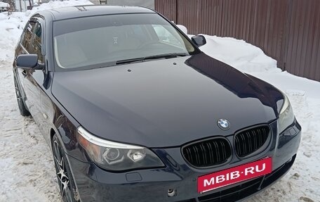 BMW 5 серия, 2005 год, 1 050 000 рублей, 3 фотография