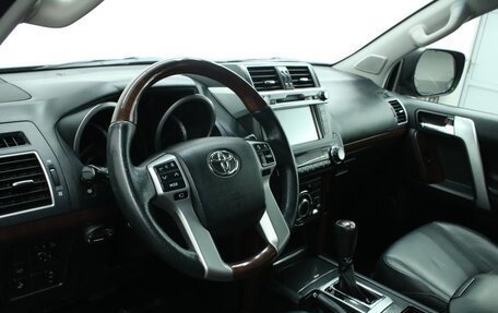 Toyota Land Cruiser Prado 150 рестайлинг 2, 2016 год, 4 212 700 рублей, 18 фотография
