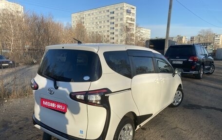 Toyota Sienta II, 2016 год, 1 350 000 рублей, 6 фотография