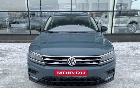 Volkswagen Tiguan II, 2019 год, 2 050 000 рублей, 2 фотография