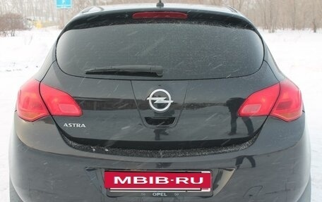 Opel Astra J, 2011 год, 800 000 рублей, 5 фотография