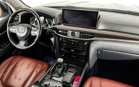 Lexus LX III, 2016 год, 7 400 000 рублей, 9 фотография